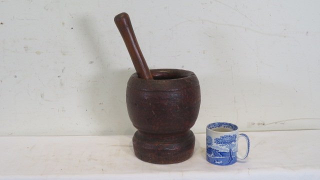 Large burl mortar with walnut pestle (1 of 6)