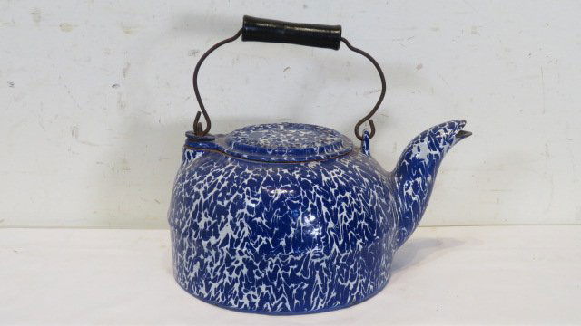 Dark blue graniteware cast iron teakettle with handle, signed (1 of 3)