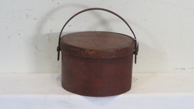 12" pantry box with wood handle and lid in original red paint (1 of 5)