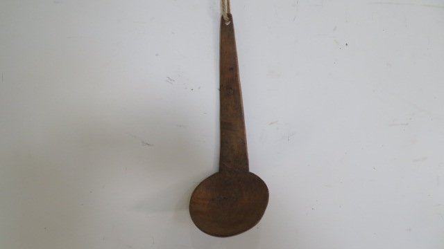 Early figured maple wooden dipper (1 of 4)