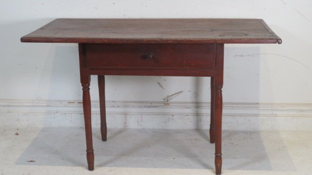 Early 19th century tavern table with drawer (1 of 7)
