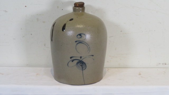 3-gal stoneware bee stinger jug (1 of 4)