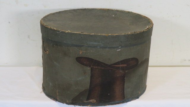 Early Boston cardboard band box (1 of 9)