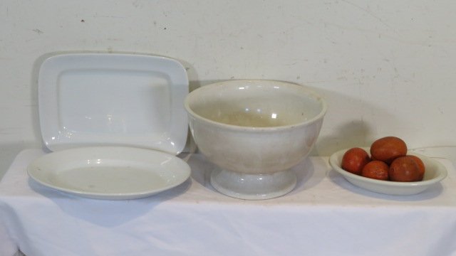 4 pcs of white ironstone and 6 pcs of fruit made of unknown material (1 of 4)