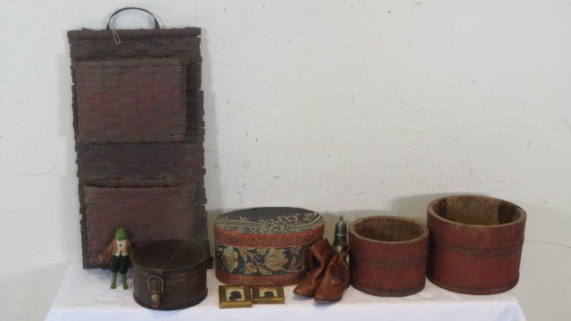 Group of 10  misc items (1 of 8)