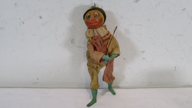 Papier-mache Jack-o-lantern fiddle player mechanical squeeze toy (1 of 5)