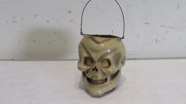 Composition Halloween skull lantern with wire bale (1 of 7)