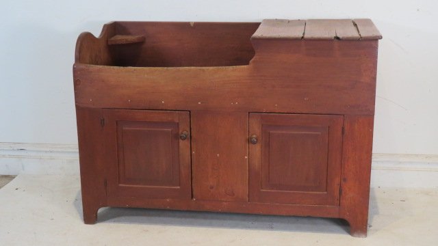 Unusual pine dry sink (1 of 10)