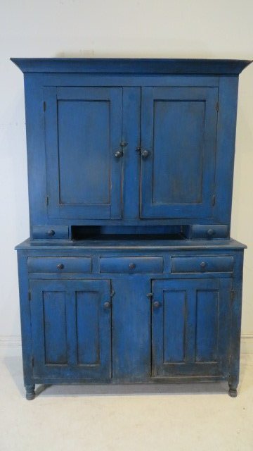 Ca 1850 poplar PA blind door 3-drawer base Dutch cupboard (1 of 10)