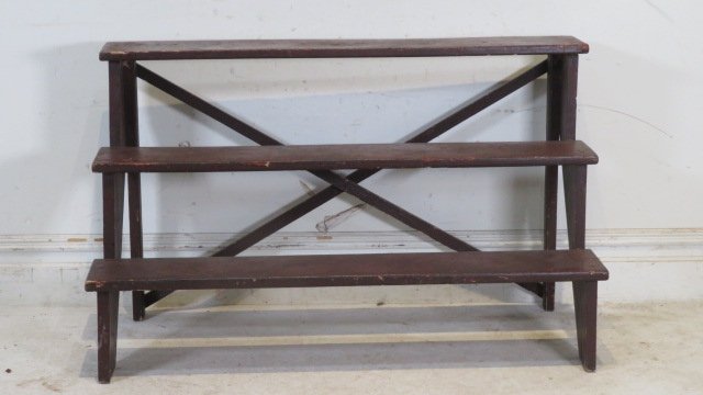 Pine 3 shelf plant stand in red paint (1 of 3)