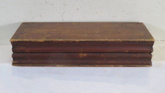Unusual 19th century pine dovetailed box (1 of 6)