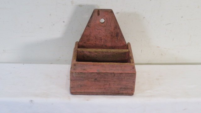 Pine wall box in salmon paint (1 of 4)