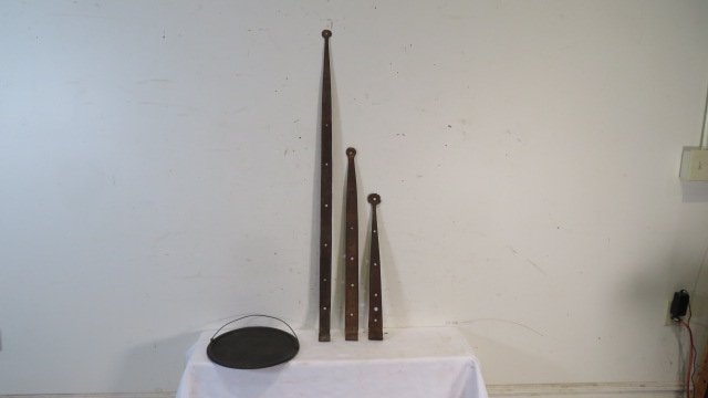 13" Iron griddle and 3 hand-wrought strap iron hinges (1 of 5)