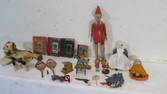 Group of 19 toys and related items