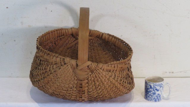 Large early splint egg basket (1 of 4)