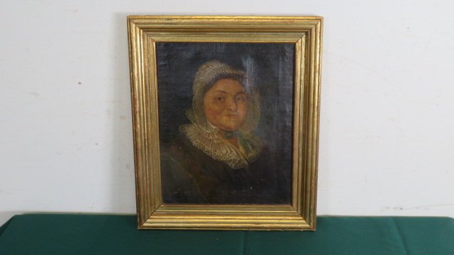 Late 18th century O/C portrait of a woman in bonnet with lace collar (1 of 7)