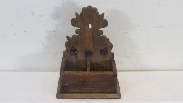 Pine hanging wall box with 2 compartments (1 of 4)