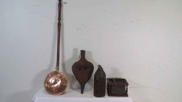 Group of 4 primitive items (1 of 6)
