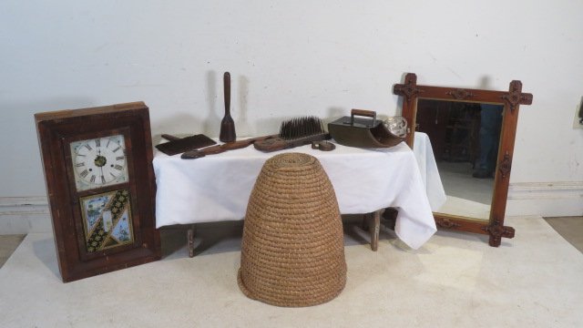 Group of 10 misc items (1 of 7)