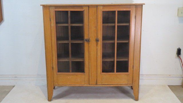 Pine screen door pie safe (1 of 7)