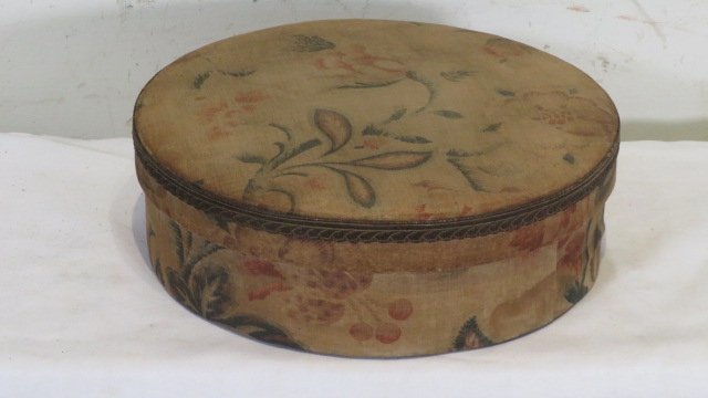 19th century fabric covered round box (1 of 5)