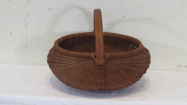 Early egg basket (1 of 4)