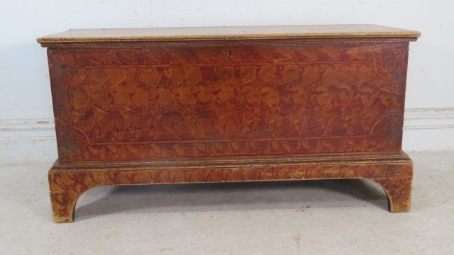 Pa.original  paint decorated blanket chest (1 of 10)