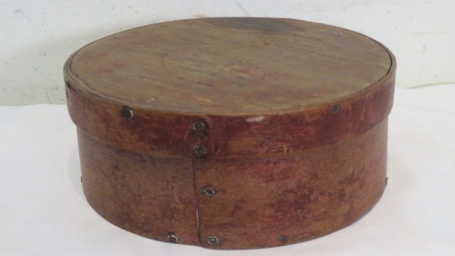8" pantry box in traces of original red paint with provenance: 8" pantry box in traces of original red paint with provenance, 3"T