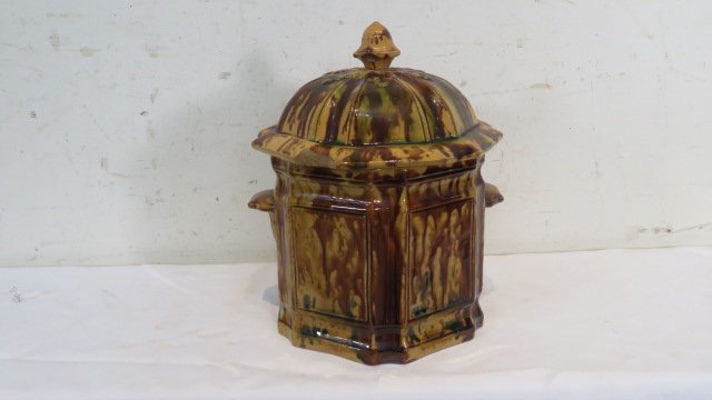 Yellow ware covered jar with flint enamel glaze attributed to Bennington (1 of 11)