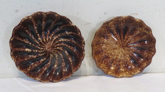 Yellow ware pudding mold and plate (1 of 5)