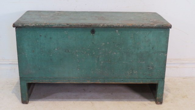 Early dovetailed blanket chest in old green paint (1 of 6)