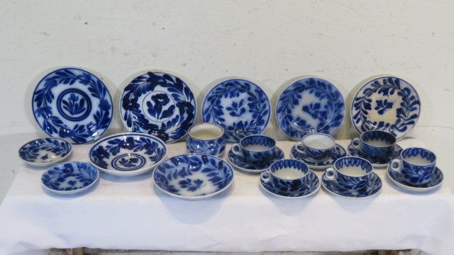 Group of Spinach flow blue china (1 of 3)