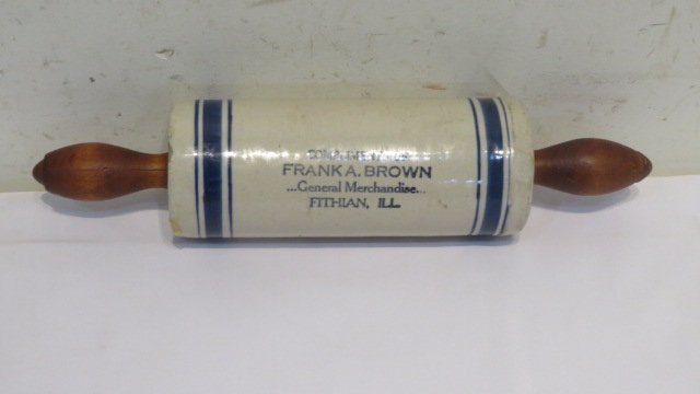 Blue & white Illinois advertising rolling pin (1 of 4)