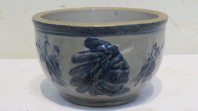 Old Sleepy Eye salt crock (1 of 5)