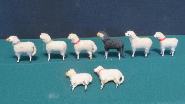 Group of 8 wooly sheep (1 of 4)