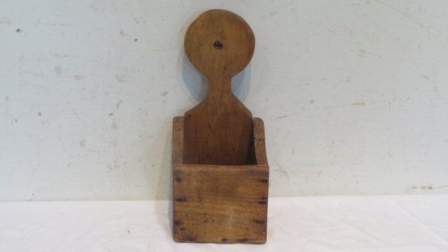 Late 19th century pine hanging wall box (1 of 6)