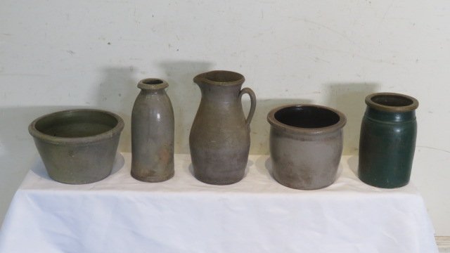 5 pcs of early unmarked stoneware (1 of 5)
