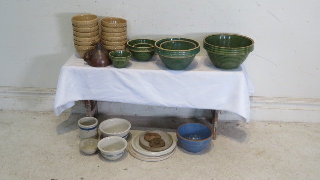 Group of 29 pcs of pottery (1 of 6)