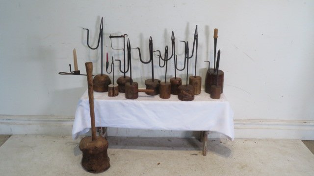 12 pcs of contemporary wrought iron lighting including several rush lights (1 of 3)