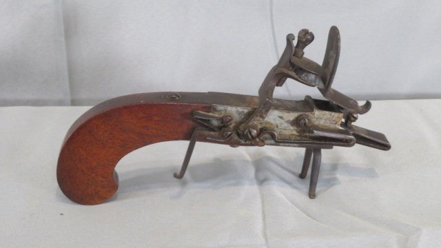 18th century flint lock tinder lighter (1 of 5)