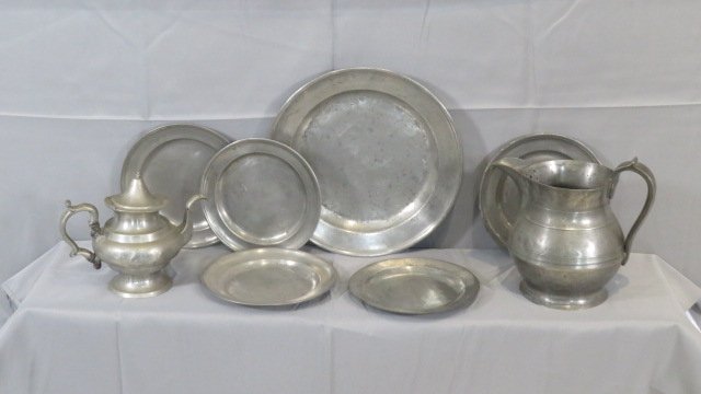Group of 8 pcs of 19th century pewter (1 of 5)