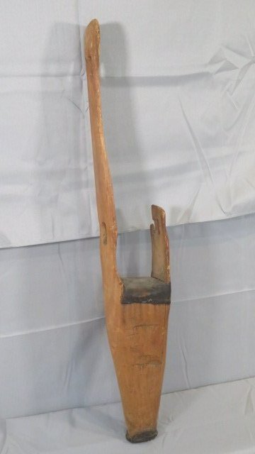 Civil War wooden prosthetic leg: Civil War wooden prosthetic leg, leather cushion, old dry surface, 36"T x 5.5"D