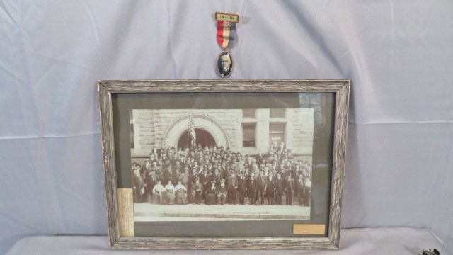 Ca 1903 GAR reunion of Wilder's Lightning Brigade Indiana 17th Infantry (1 of 6)