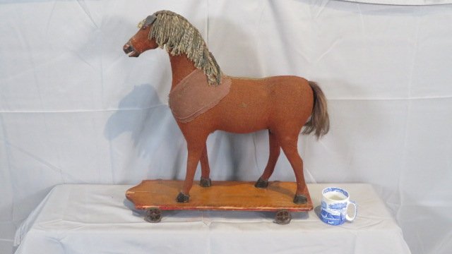 Large horse on wood platform pull toy (1 of 8)