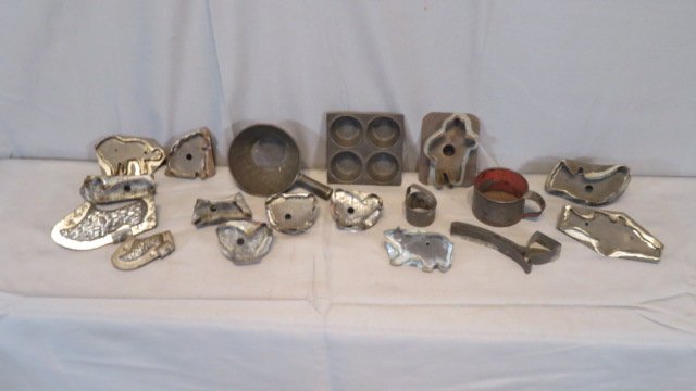 Group of 14 cookie cutters, chocolate molds, and child's tin cookware (1 of 8)