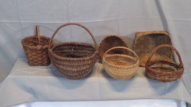 Group of 6 baskets (1 of 6)