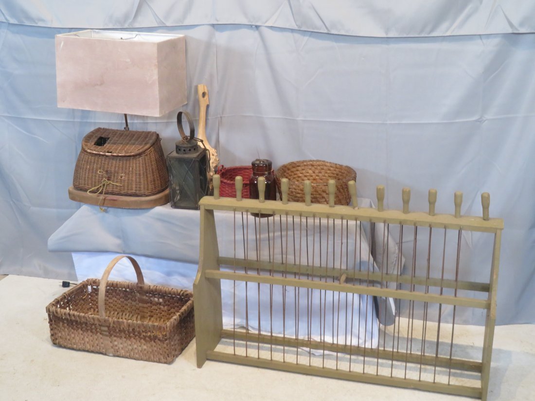 Group of country accessories, lamps, baskets, plate drying rack (1 of 6)