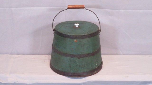 Wooden pail with lid in old green painted surface (1 of 5)
