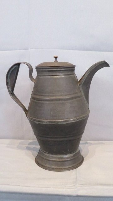 Early Pa. tin coffee pot (1 of 5)