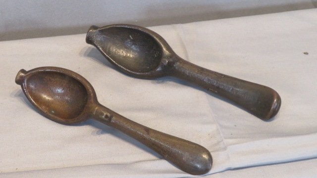 2 - 19th century bronze spoon molds (1 of 3)